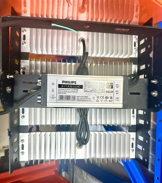 Nguồn (driver) đèn LED